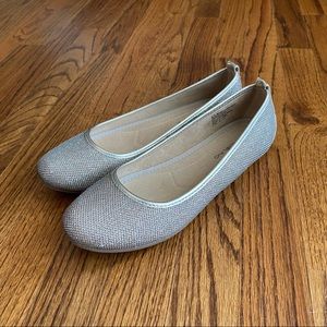 Bandolino Metallic Flats Like New